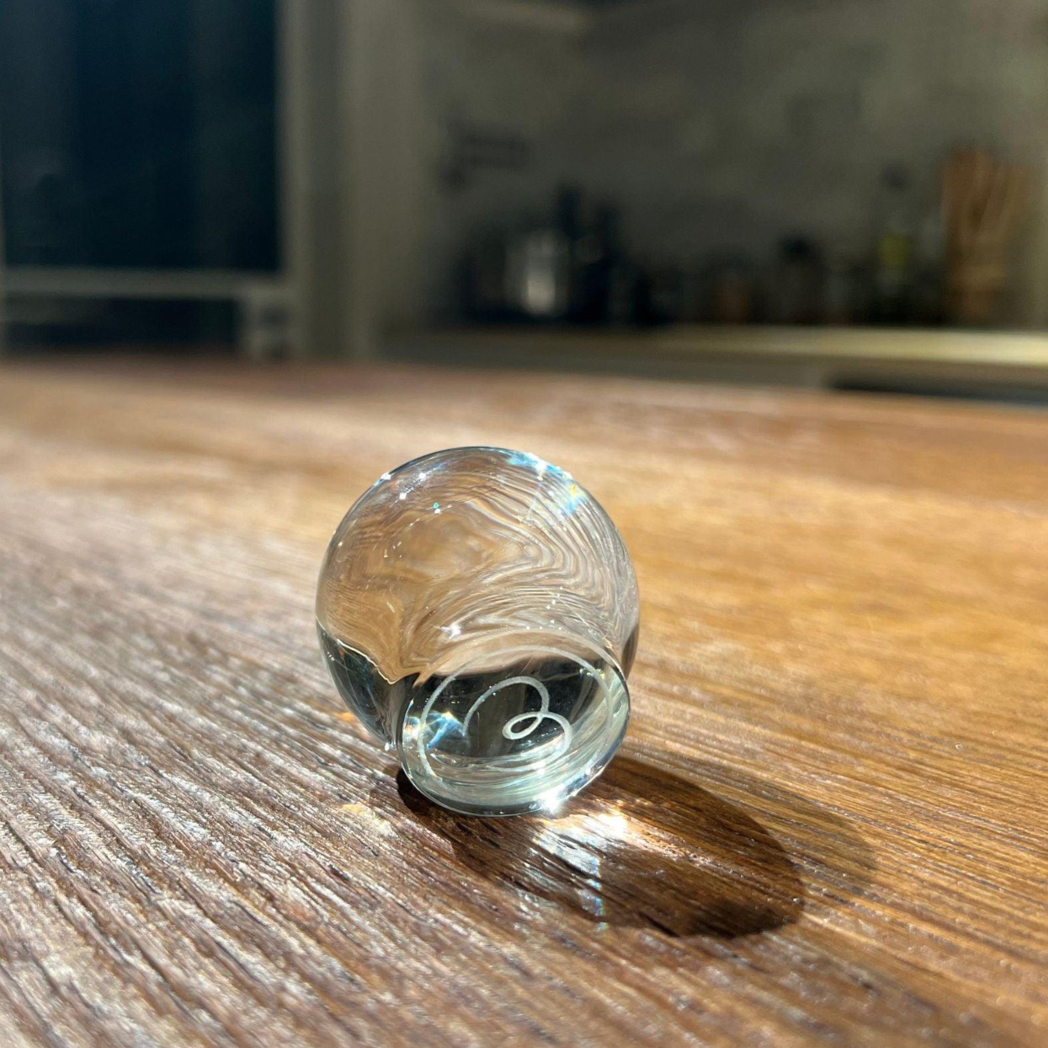 MAYU Swirl Glass Topper